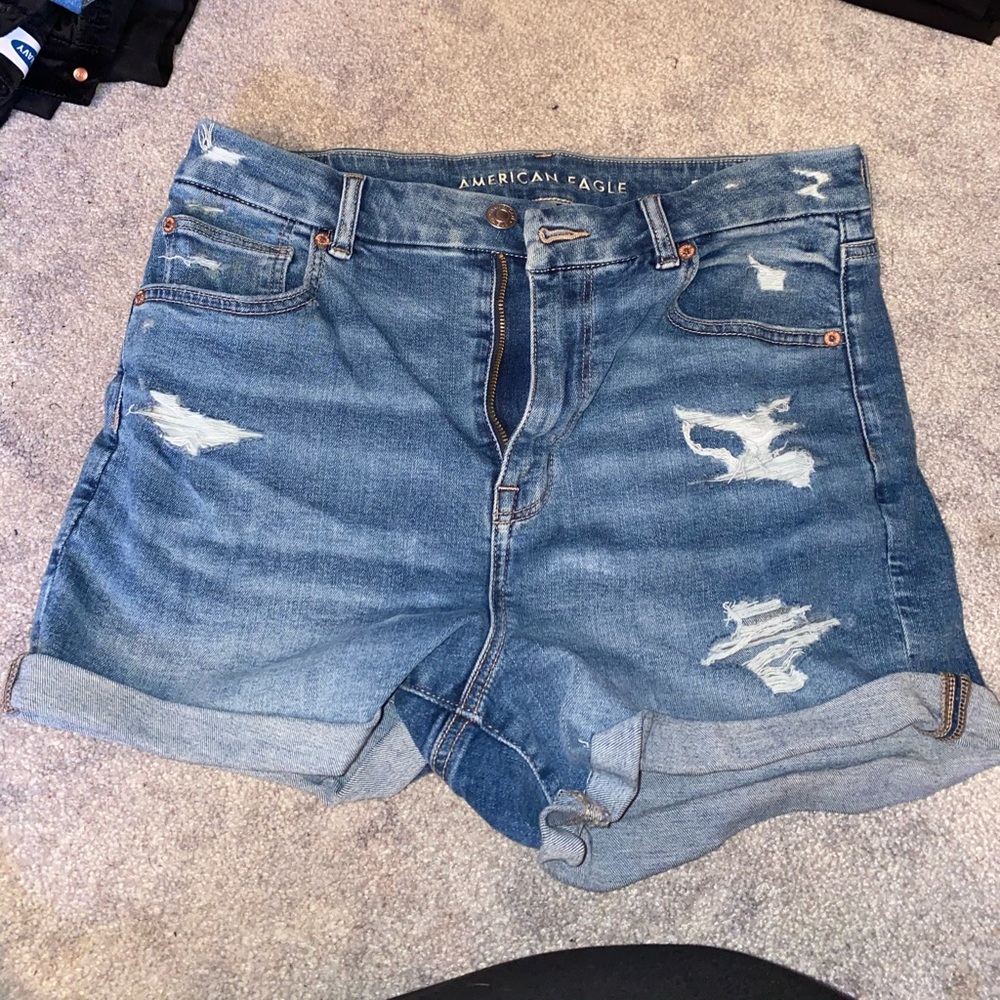 American Eagle curvy shorts